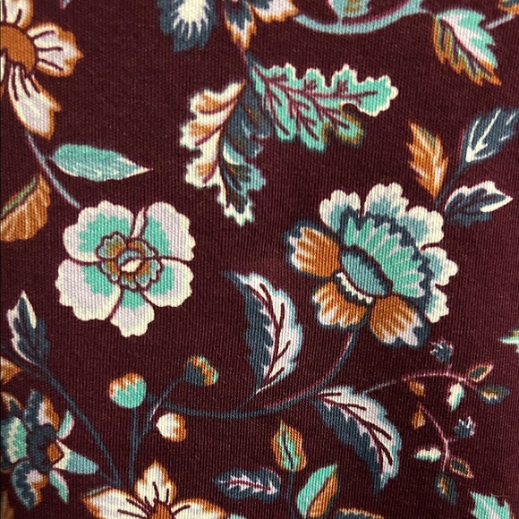 Like NEW Lands' End mockneck Long Sleeve deep dark burgundy floral shirt - Picture 3 of 3